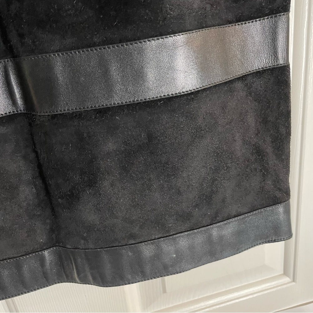 Vintage Saint Laurent Black Suede Mini Skirt with Leather Stripes Size 36 ~ US 6 - Picture 3 of 8